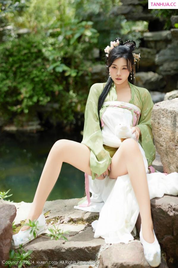   [XiuRen]高清写真图 2024.09.14 No.9162 麦田 性感美臀第16张图片